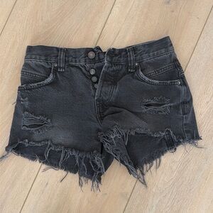 We the free shorts